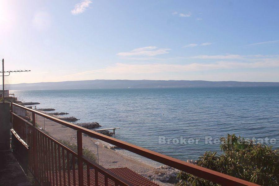 W pobliżu Splitu, bliźniak biznesowo-mieszkalny