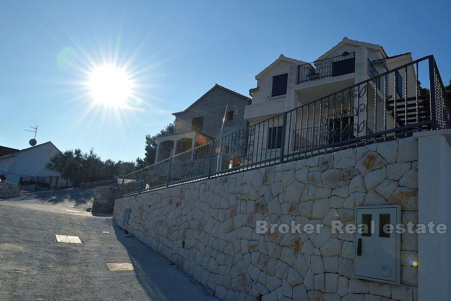 Øya Brac, hus med svømmebasseng