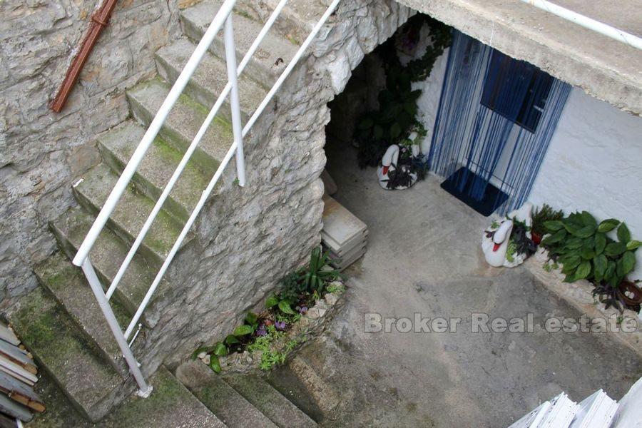 Kastela, tradisjonelle dalmatiske steinhus