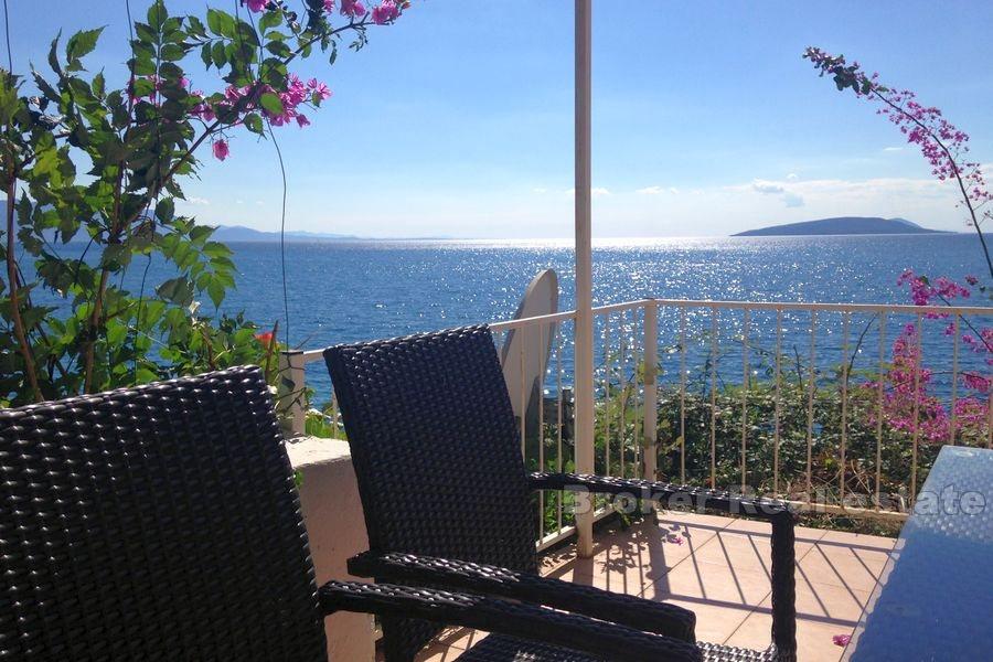 Riviera di Makarska, casa con vista sul mare aperto