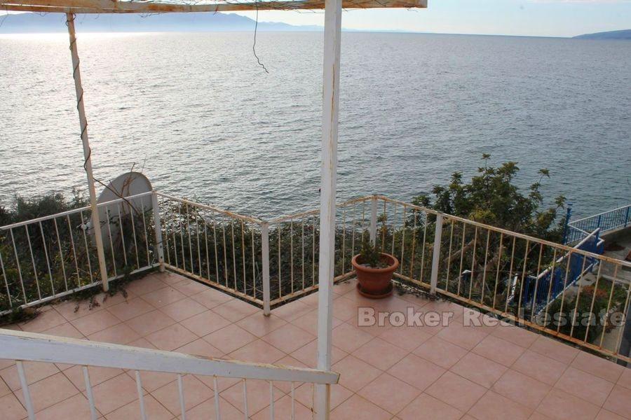 Makarska Riviera, Haus mit offenem Meerblick