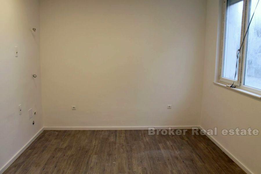 Split, pomieszczenia biurowe całkowicie odnowione