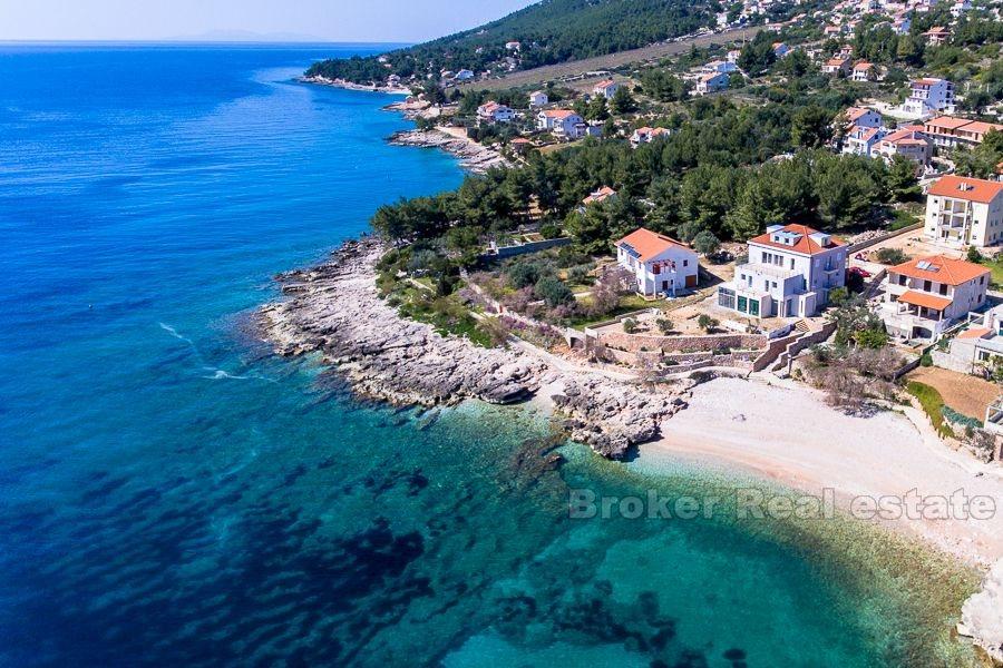 Ön Hvar, litet familjehotell, första raden vid havet