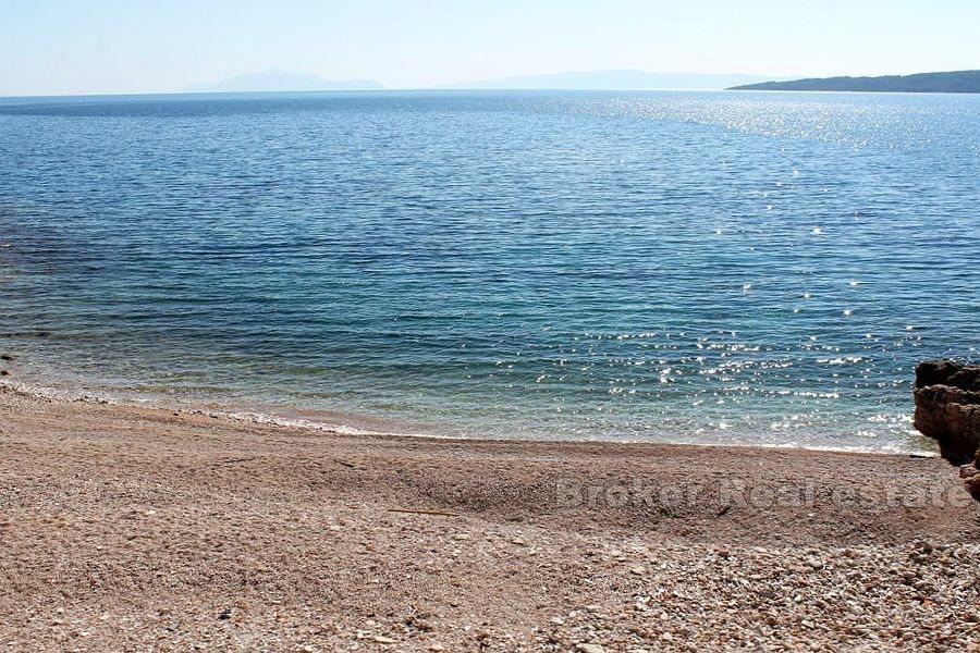Ön Hvar, litet familjehotell, första raden vid havet