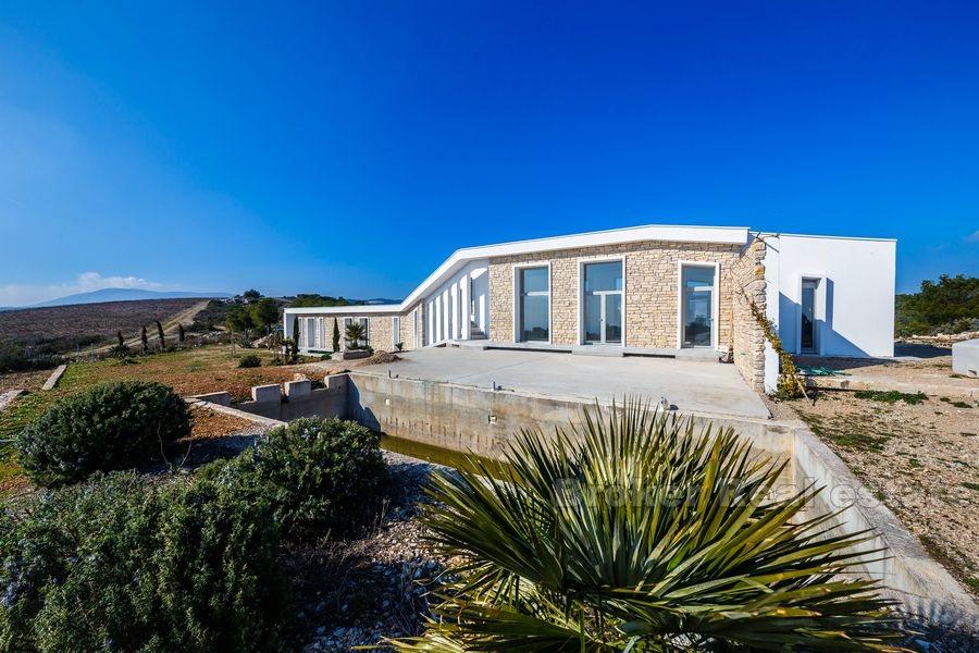 Island of Vis, an idyllic estate