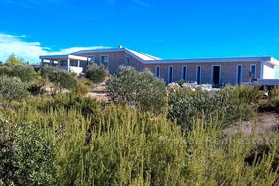 Island of Vis, an idyllic estate