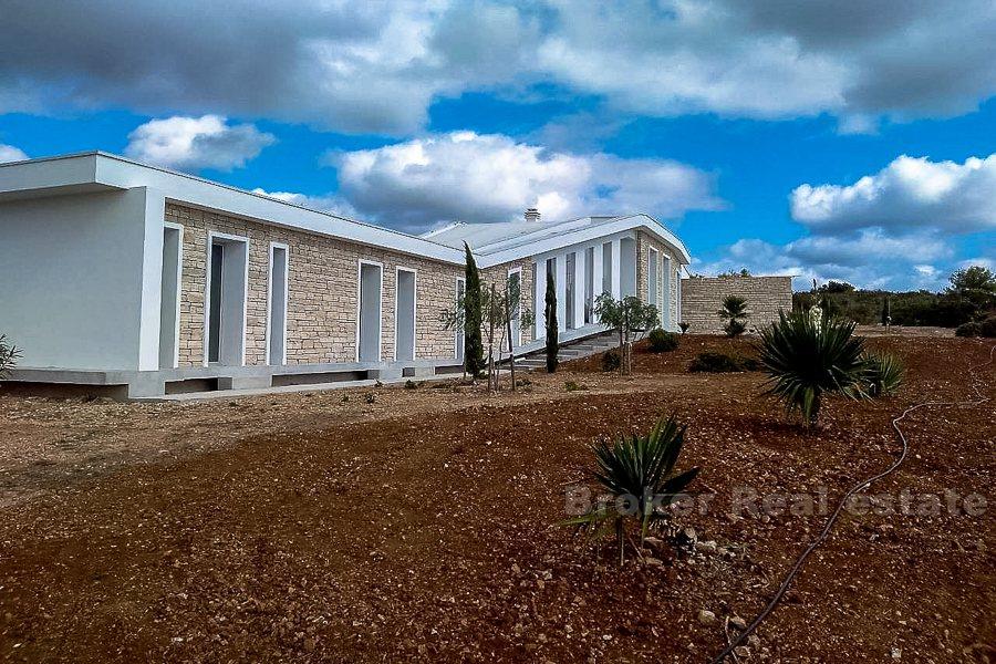 Island of Vis, an idyllic estate