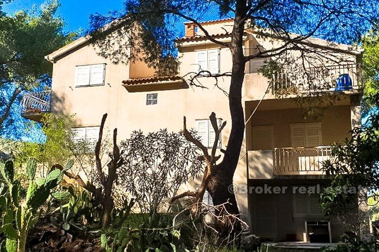 Island of Ciovo, house second row from the sea