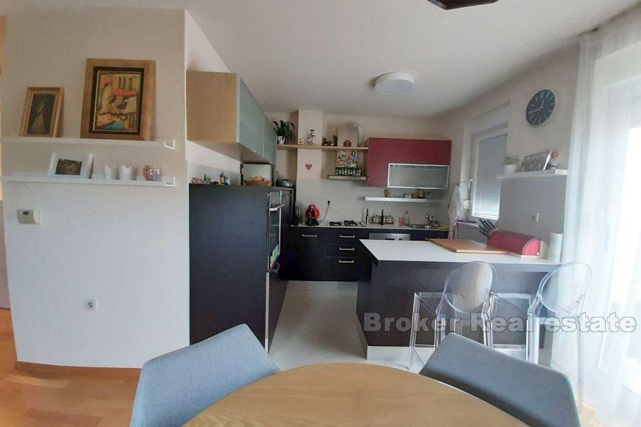 Kastela, elegante moderne Wohnung mit zwei Schlafzimmern