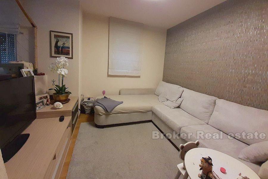 Kastela, elegante moderne Wohnung mit zwei Schlafzimmern