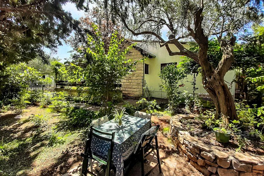 Île de Hvar, maison individuelle avec jardin