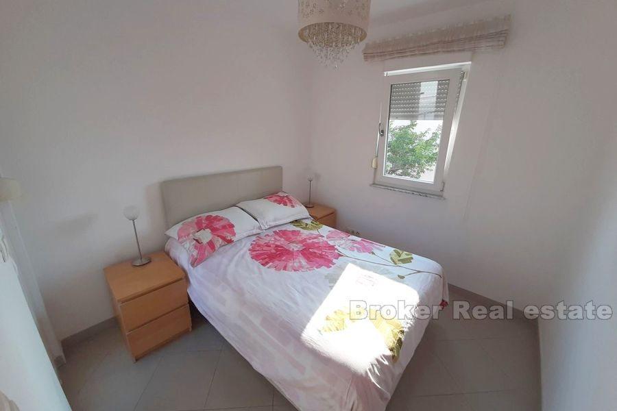 Otok Čiovo, dvosobni apartman s pogledom na more