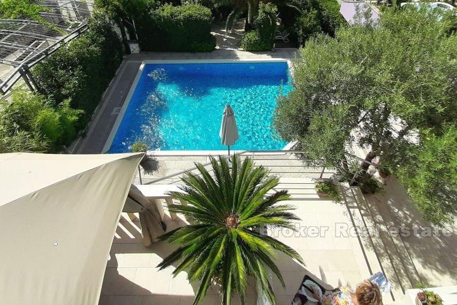 Makarska, casa con piscina