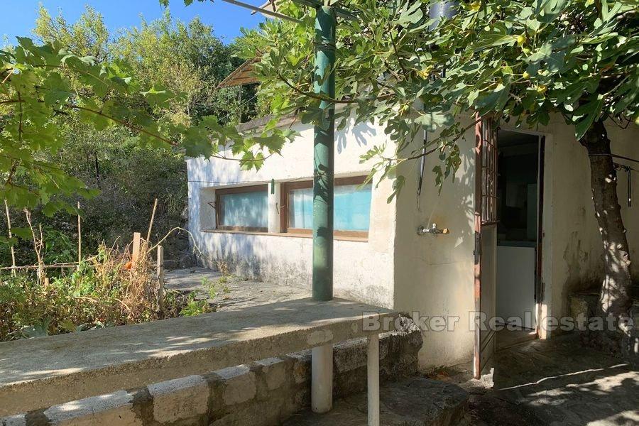 Near Makarska, renovated semi-detached house