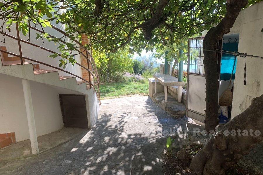 Near Makarska, renovated semi-detached house
