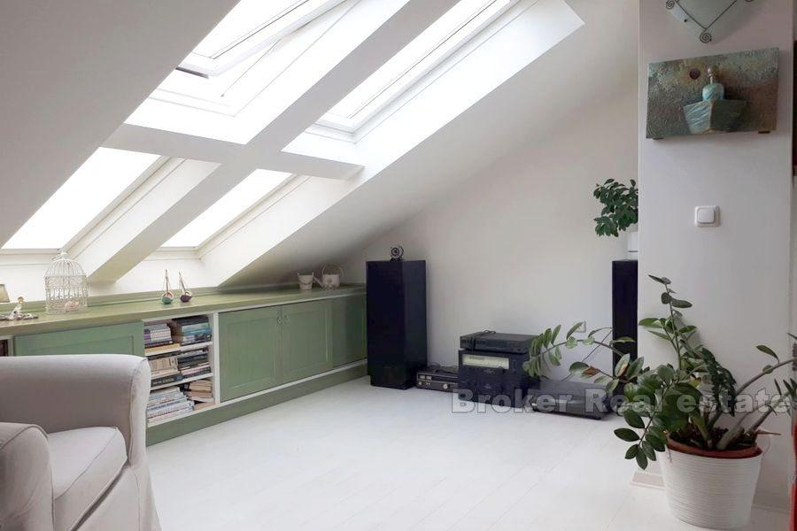 Trogir, two-storey, two bedrooms apartment