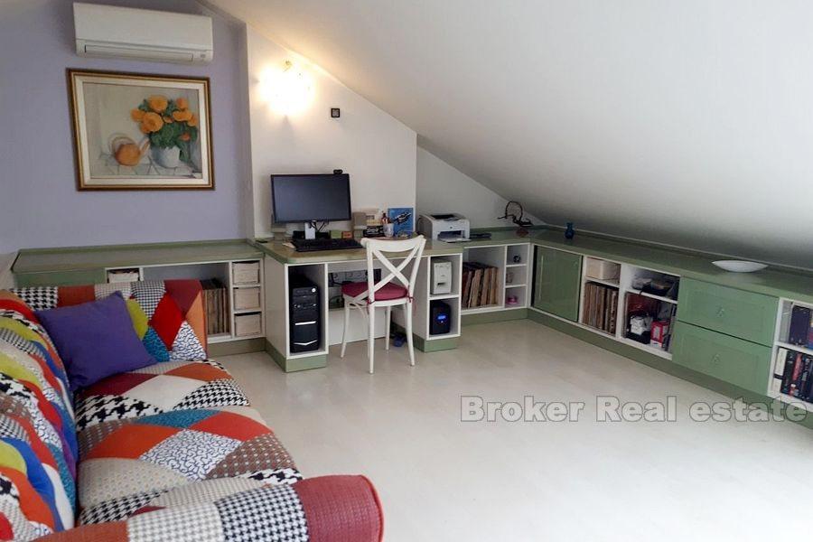 Trogir, two-storey, two bedrooms apartment
