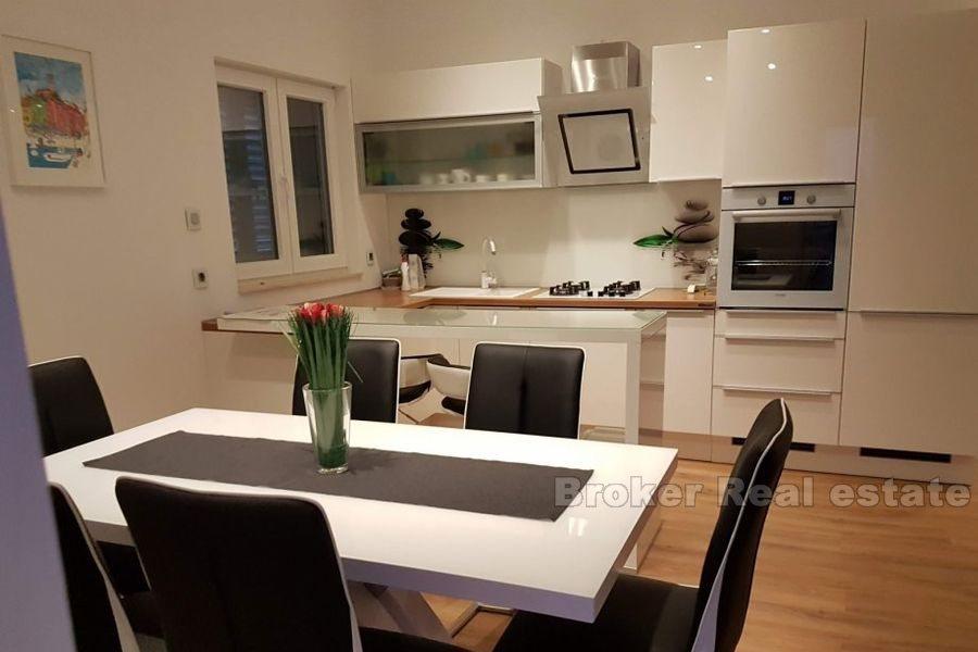 Split, Bacvice, modern three bedroom apartment, with sea view