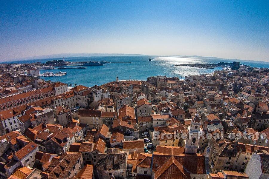 Split, Center, dobrze zarządzana restauracja w centrum miasta