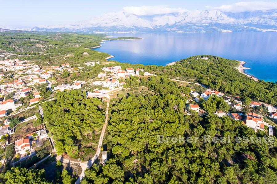 Ostrov Brač, Sumartin, stavební pozemek s výhledem na moře