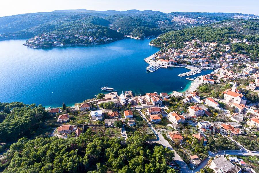 Ostrov Brač, Sumartin, stavební pozemek s výhledem na moře