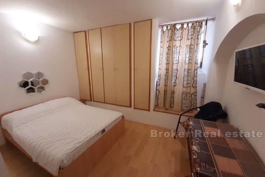 Split, Center, liten ett-roms leilighet