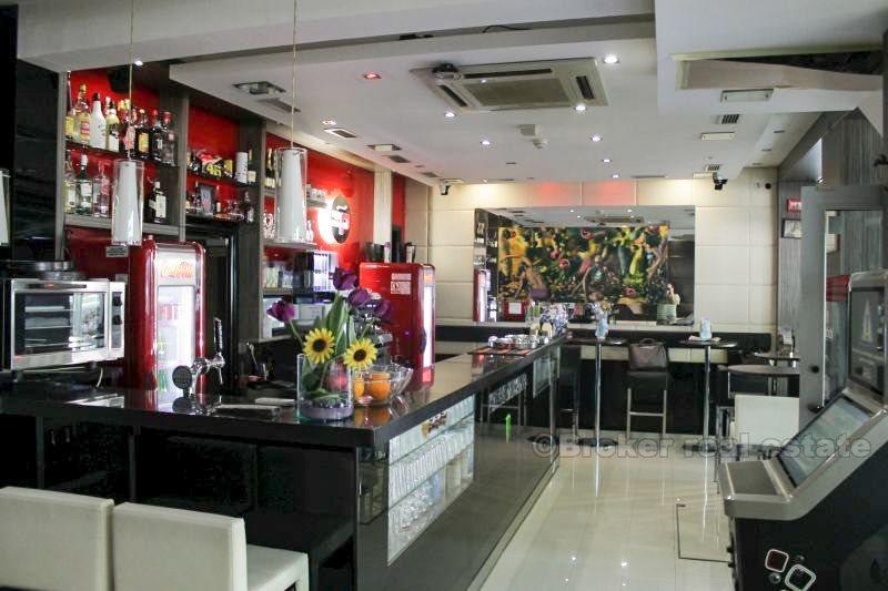 Split - zavedená kavárna