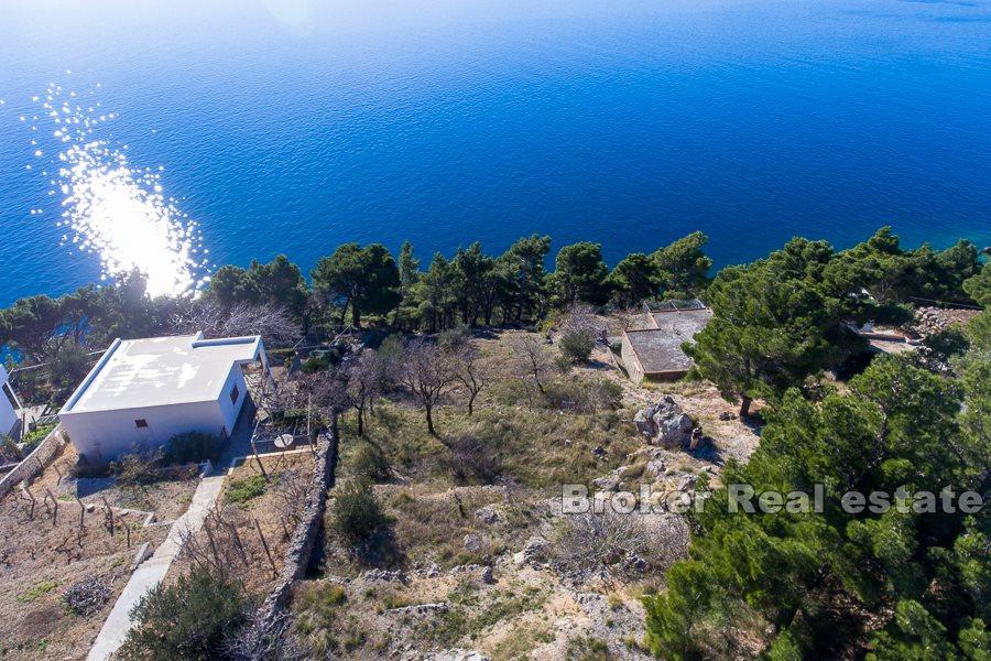 Omis Riviera, erste Reihe zum Meer, Baugrundstück
