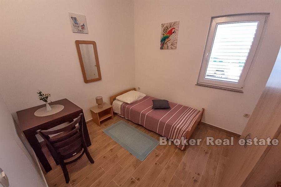 Kastela, enebolig med havutsikt