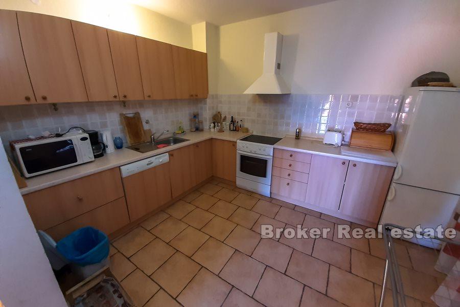 Makarska - Dům na dvou podlažích s výhledem na moře