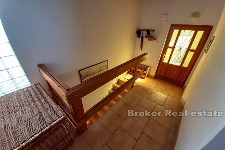 Makarska - Dům na dvou podlažích s výhledem na moře