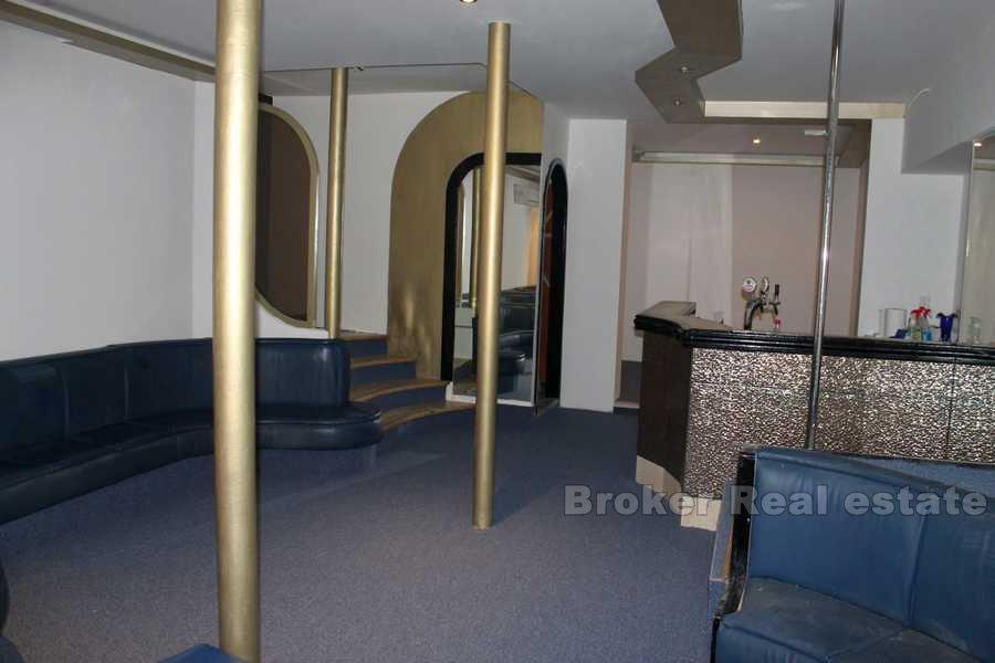 Split, center, business space