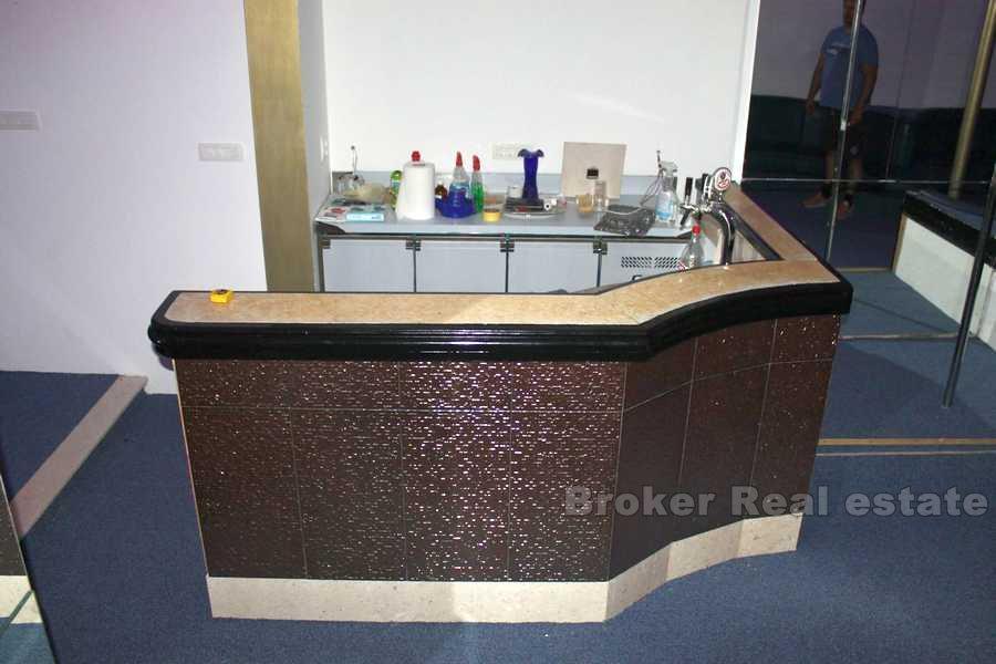 Split, center, business space