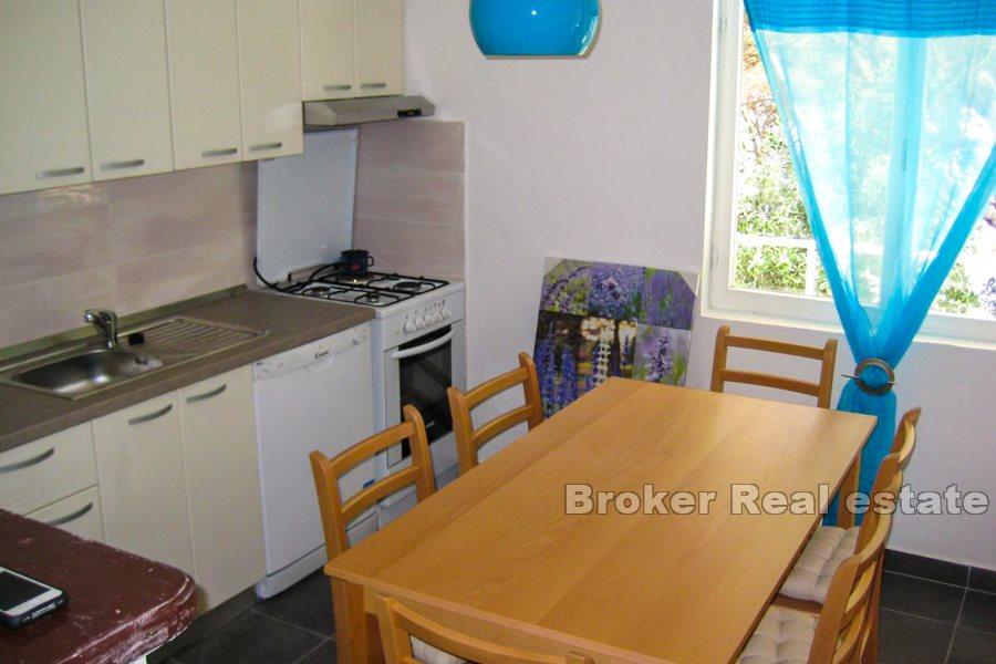 Wyspa Hvar, apartament z trzema sypialniami, nad brzegiem morza