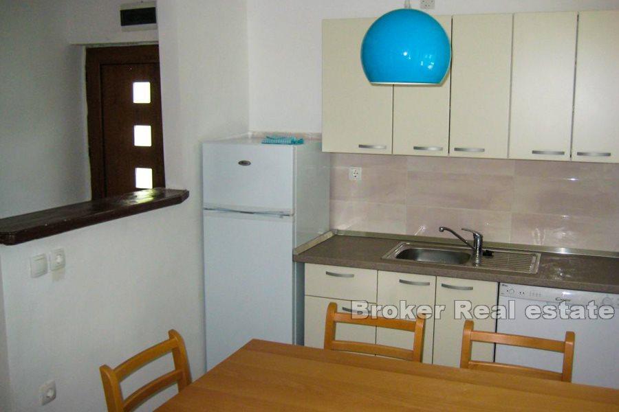 Wyspa Hvar, apartament z trzema sypialniami, nad brzegiem morza