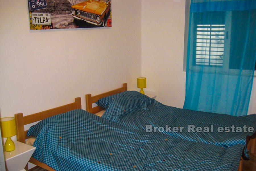 Ostrov Hvar, trojizbový apartmán pri mori