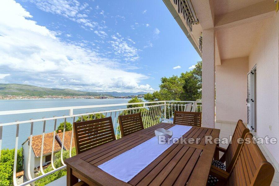 Insel Ciovo, Haus mit Meerblick