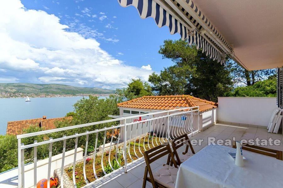 Île de Ciovo, maison avec vue mer
