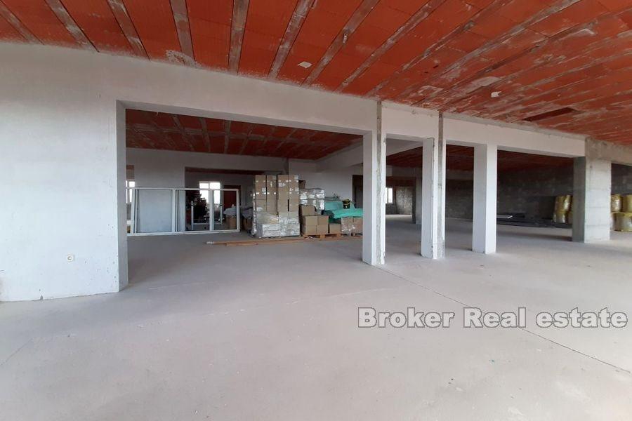 Split, business plass til leie