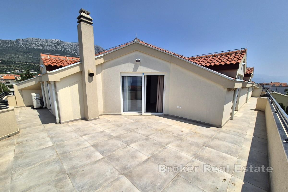 Kastela, penthouse leilighet, med havutsikt