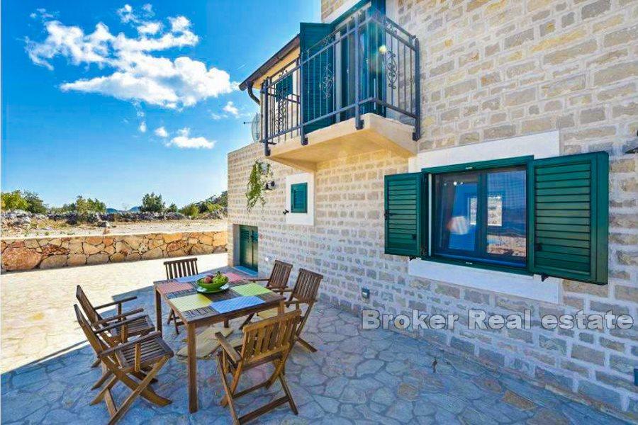 Ostrov Hvar, rekreačný dom s bazénom