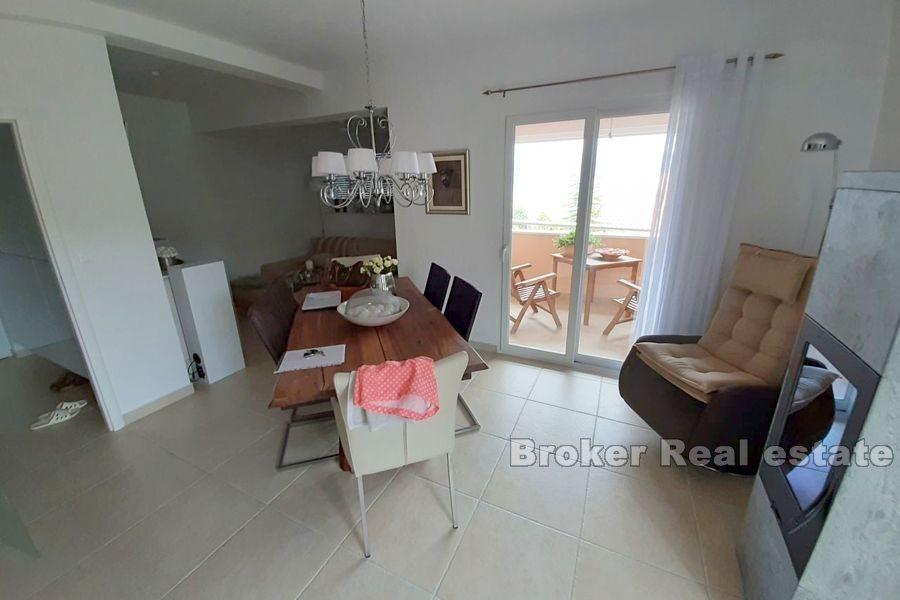 Wyspa Ciovo, dom z widokiem na morze