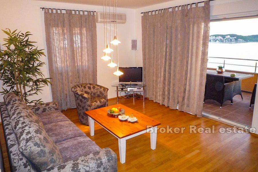 Wyspa Ciovo, apartament z dwiema sypialniami i widokiem na morze