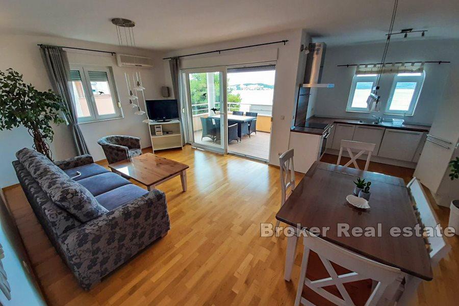 Wyspa Ciovo, apartament z dwiema sypialniami i widokiem na morze