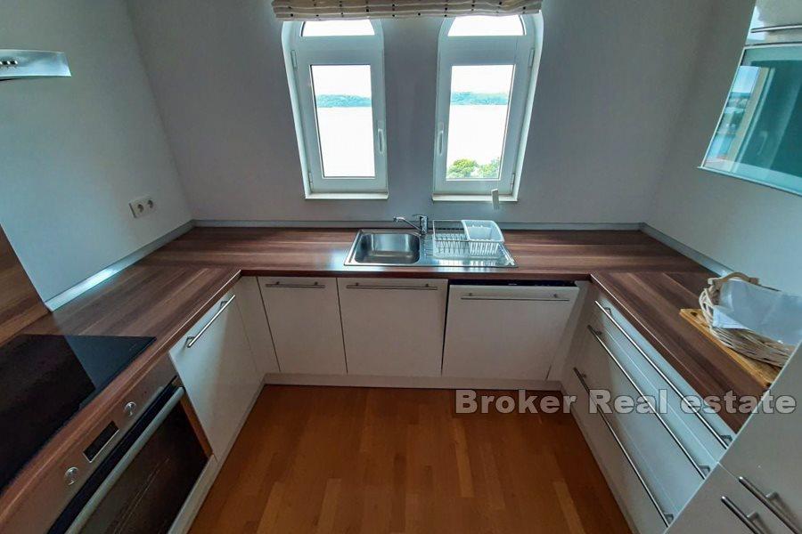 Wyspa Ciovo, apartament z dwiema sypialniami i widokiem na morze