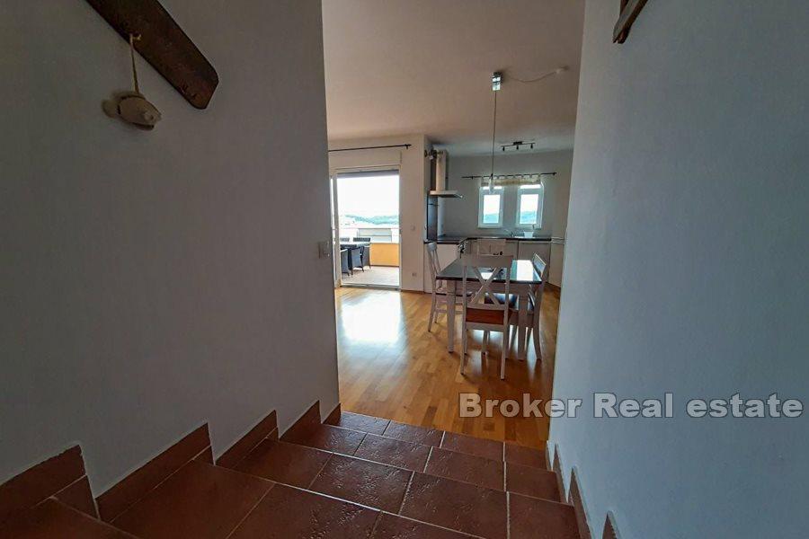 Wyspa Ciovo, apartament z dwiema sypialniami i widokiem na morze