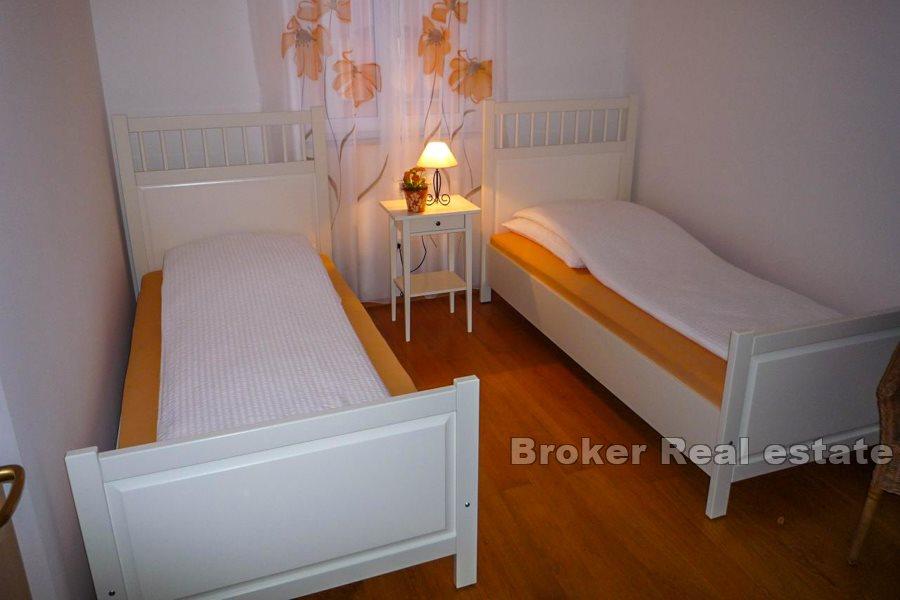 Wyspa Ciovo, apartament z dwiema sypialniami i widokiem na morze