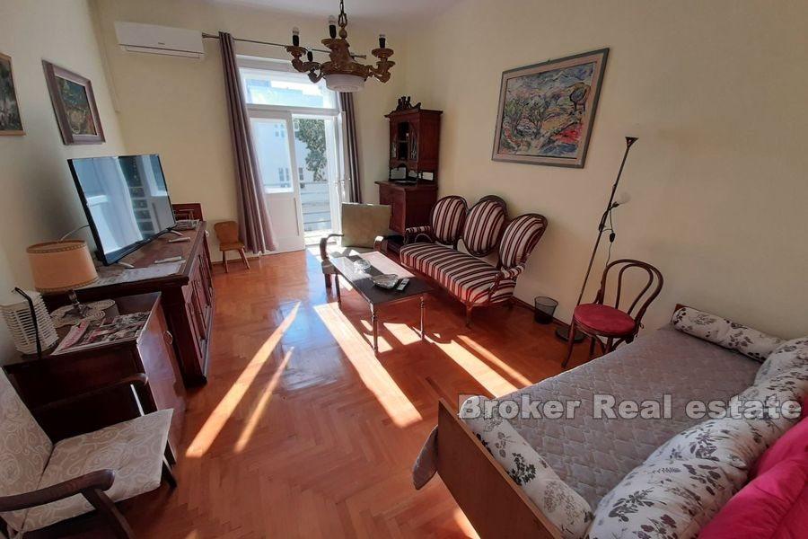 Split, élégant appartement de deux chambres