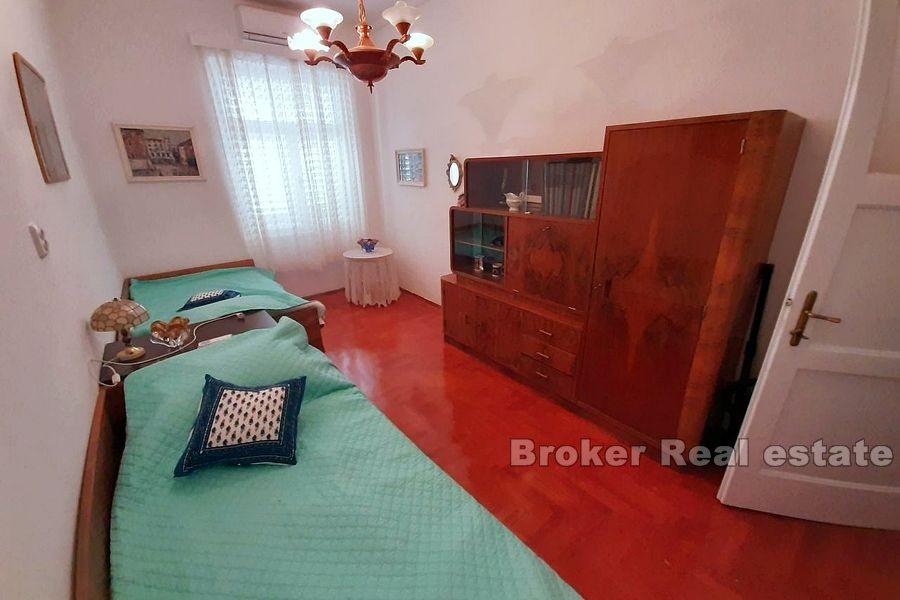 Split, élégant appartement de deux chambres