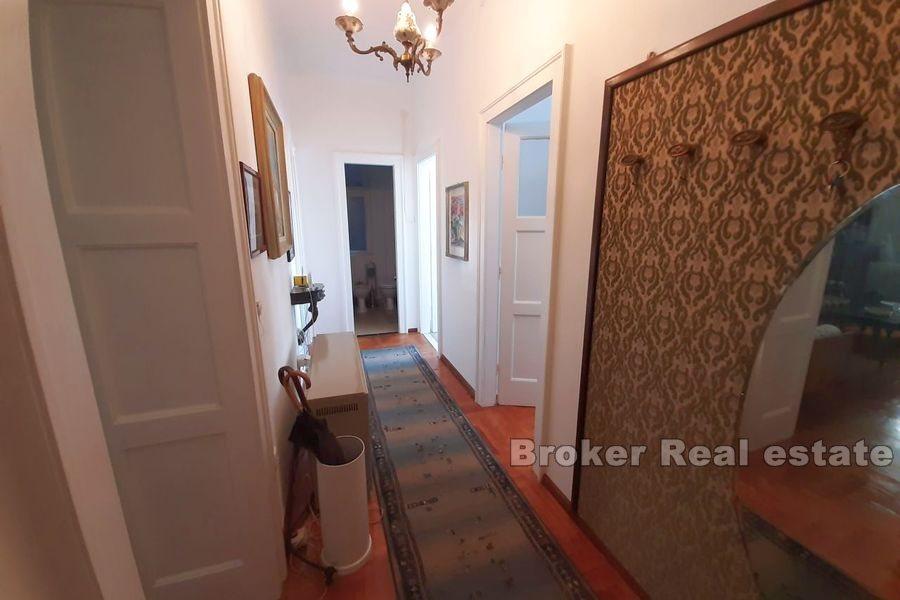 Split, élégant appartement de deux chambres